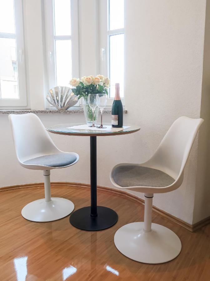 Hotel Service Apartments Am Prinzenplatz Камп-Линтфорт Экстерьер фото