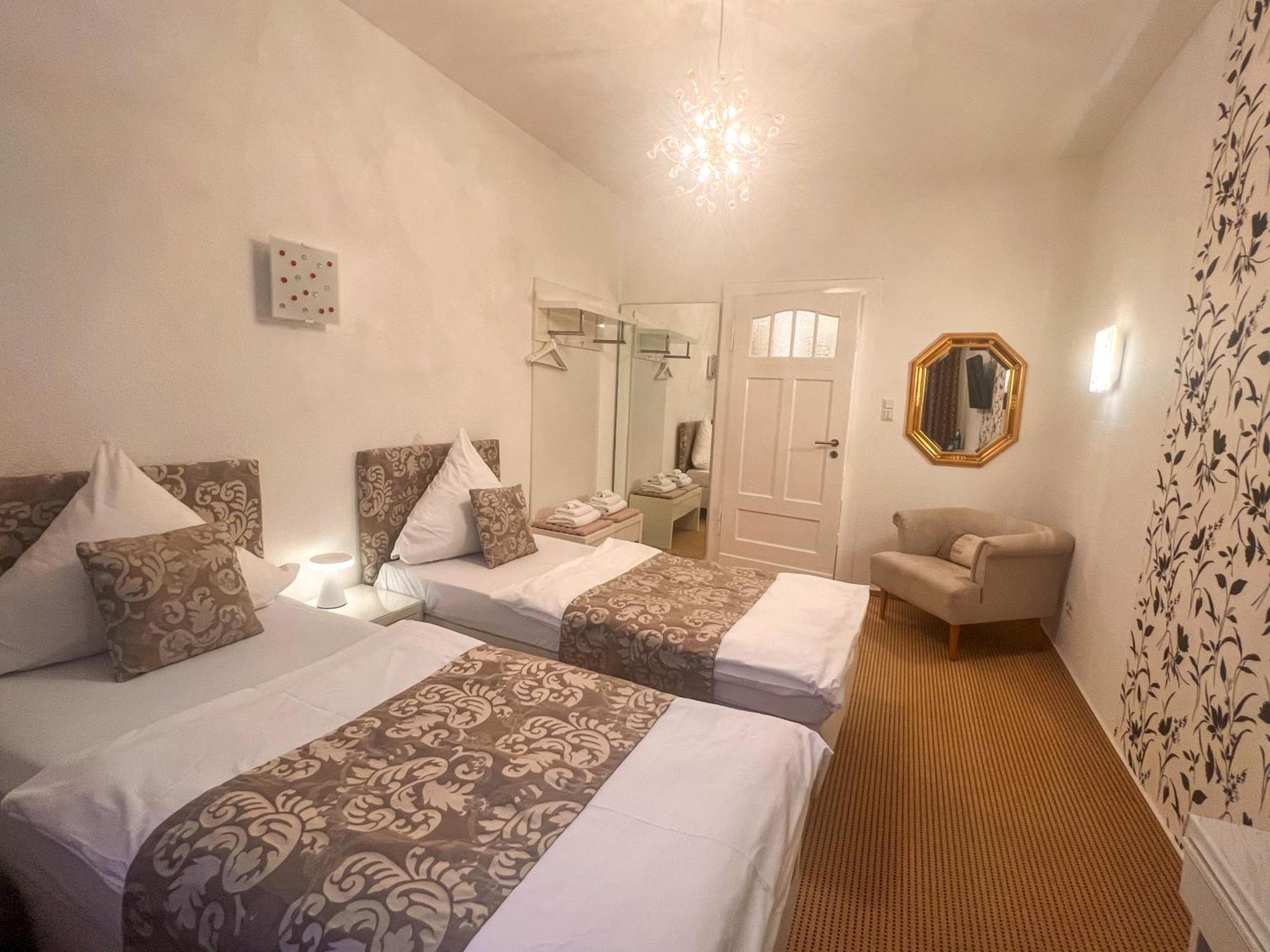 Hotel Service Apartments Am Prinzenplatz Камп-Линтфорт Экстерьер фото