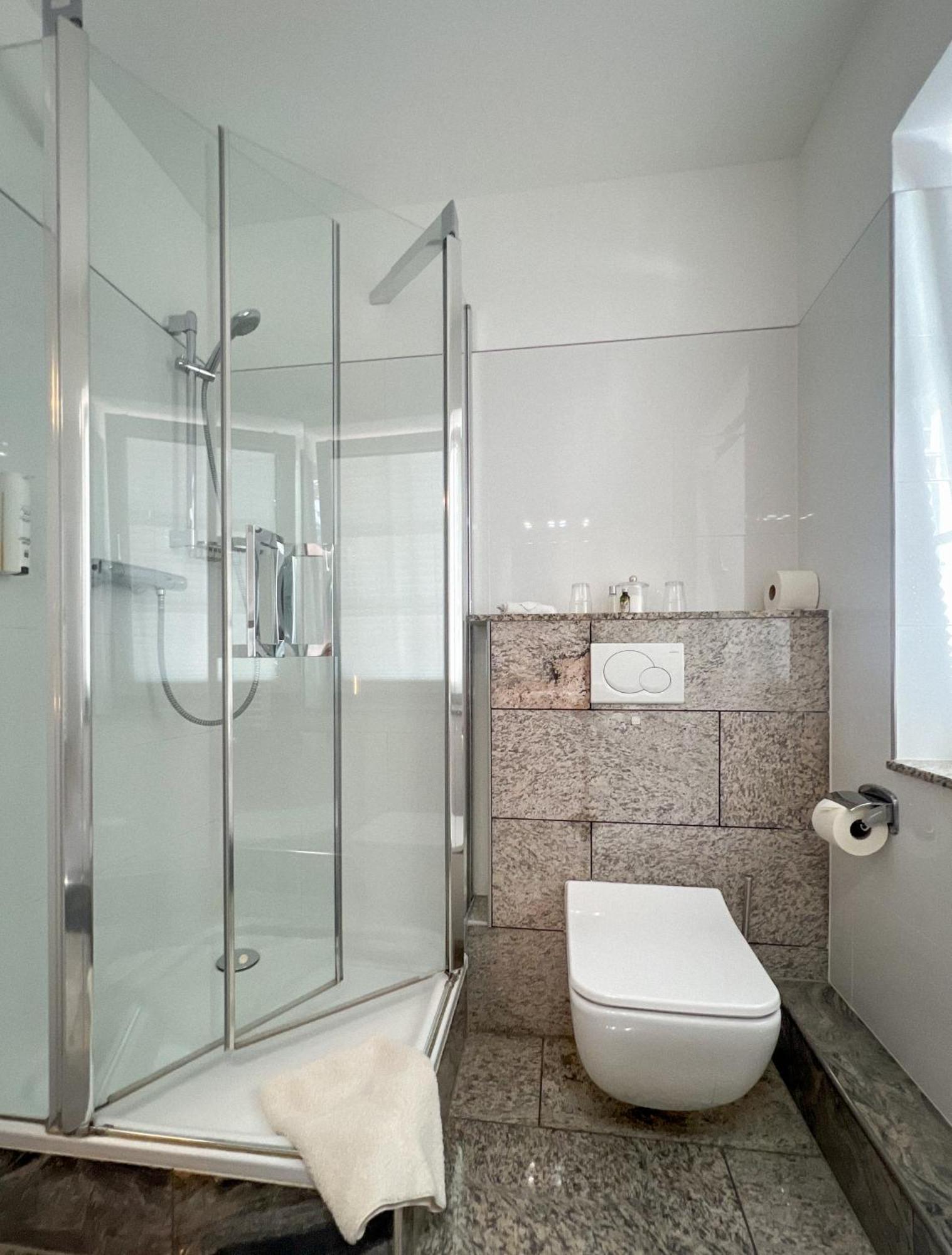 Hotel Service Apartments Am Prinzenplatz Камп-Линтфорт Экстерьер фото